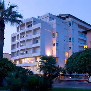 Sina Astor **** Viareggio